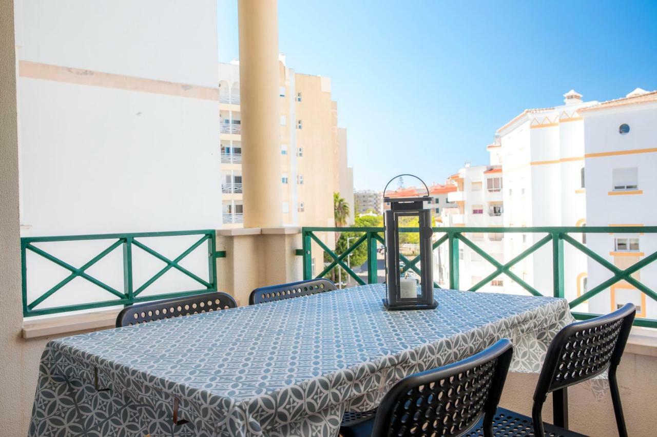 Vinyl Flat Bed & Breakfast - Rooms Lagos Extérieur photo